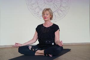YOGA - BALANCE FÜR KÖRPER UND GEIST